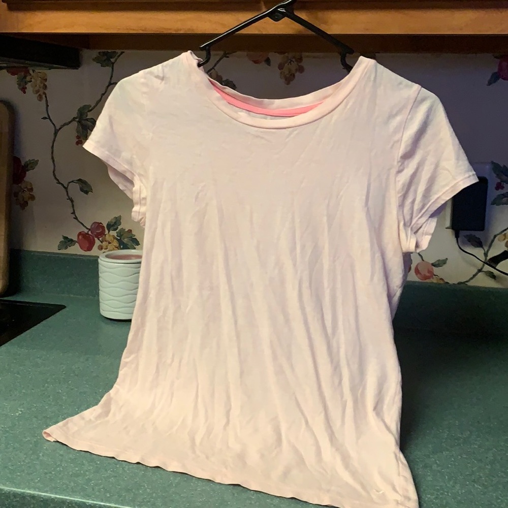 American Eagle 🦅 round neck light pink ss tee